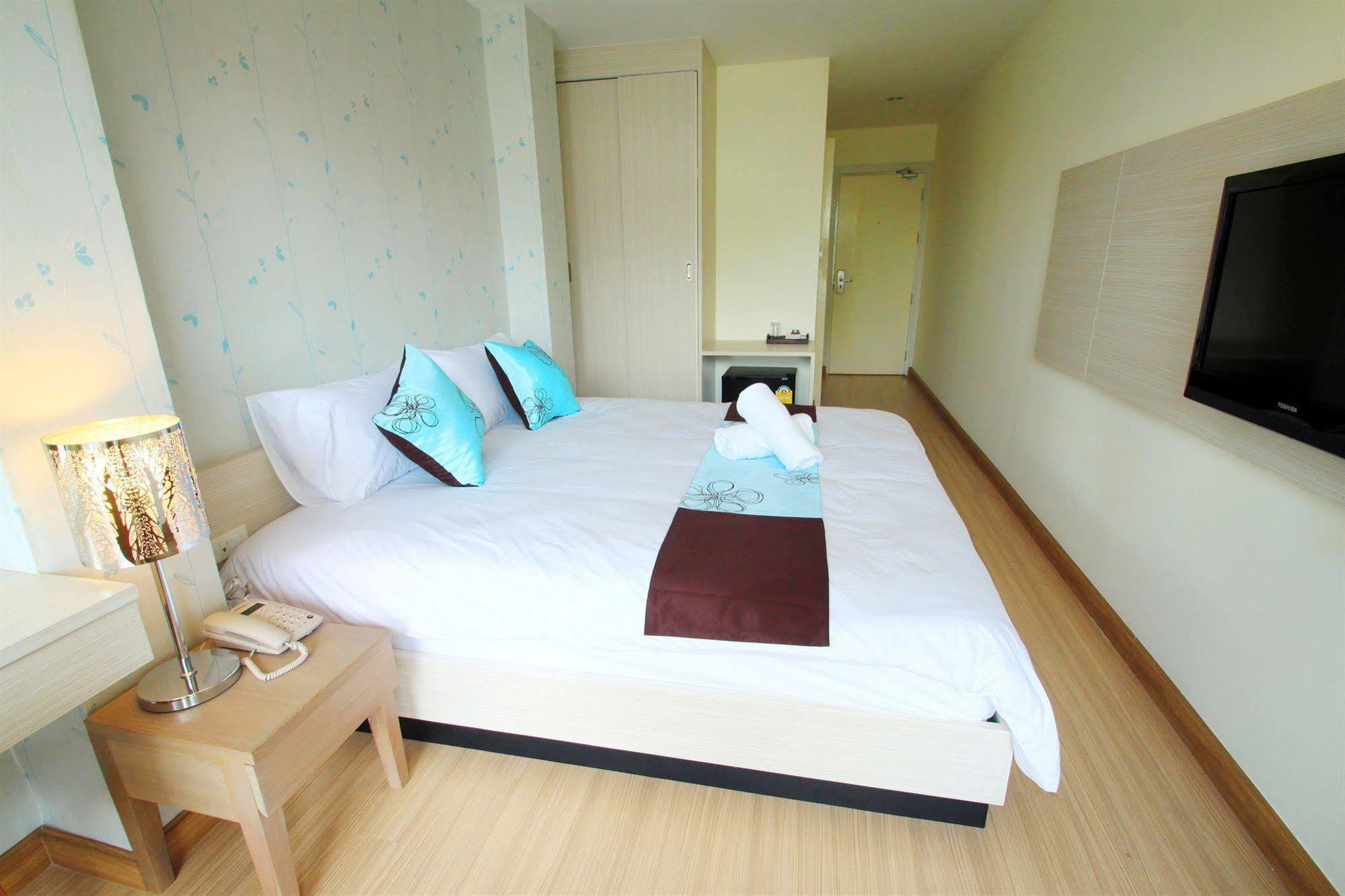 Sakul House Hostel Bangkok Exterior photo